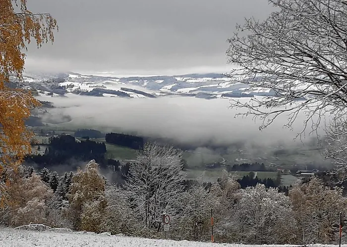 Winter's Panoramahaeuschen *